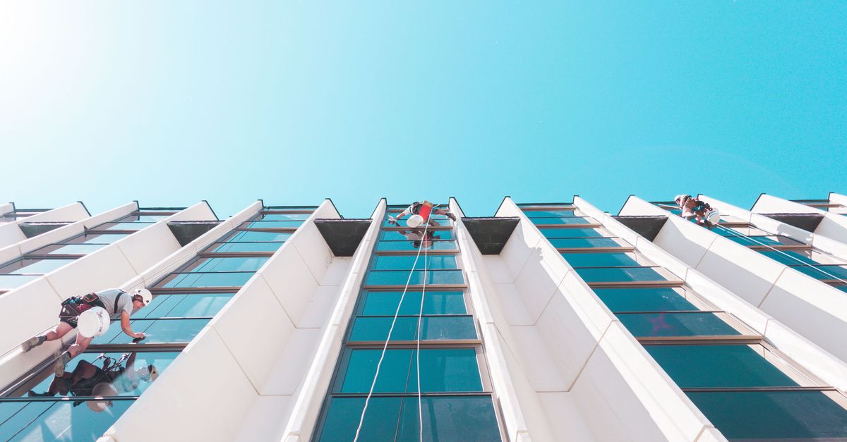 Best Practices for Maintaining Compliance in Window Cleaning
