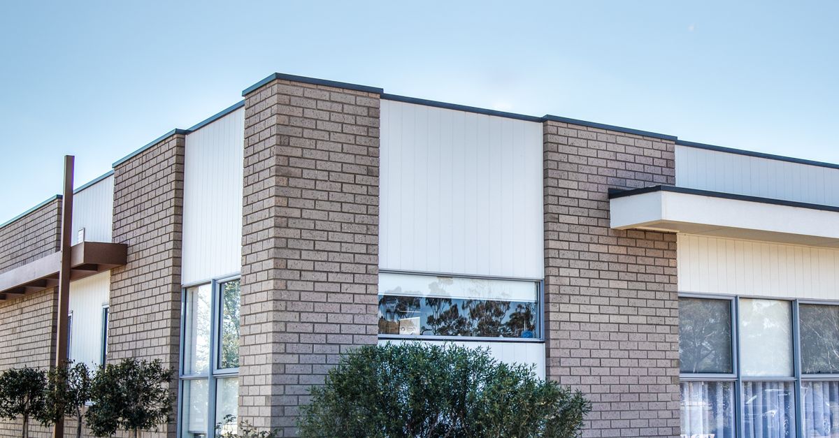 Cost Factors in Post-Construction Window Cleaning Services