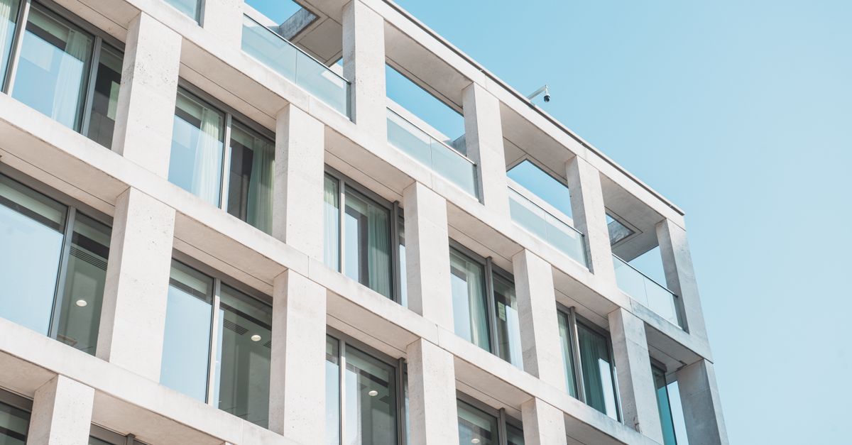 Evaluating Compliance: A Guide for Perth's Window Cleaning Industry