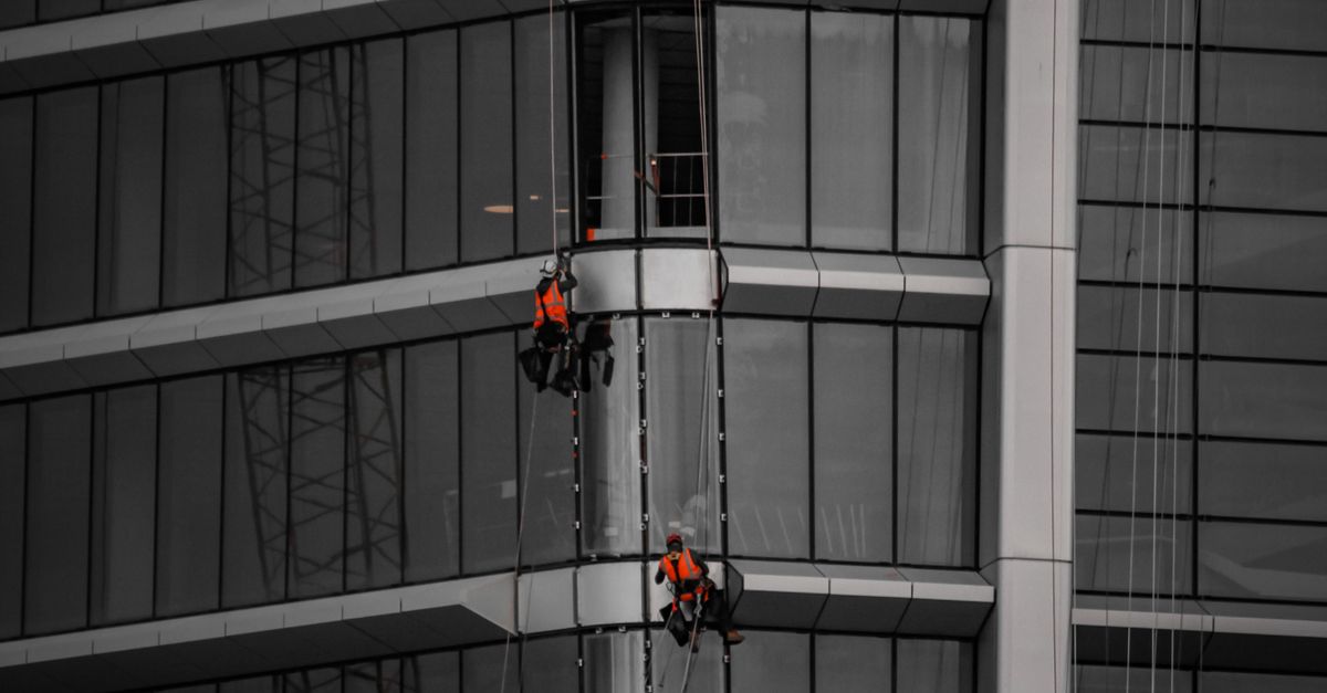 Innovations in Technology for High-Rise Window Cleaning