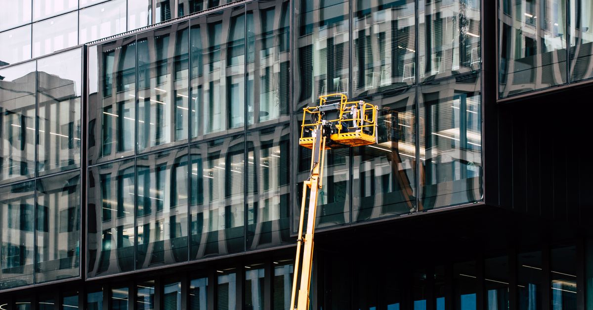 The Cost-Effectiveness of Window Cleaning Maintenance Plans