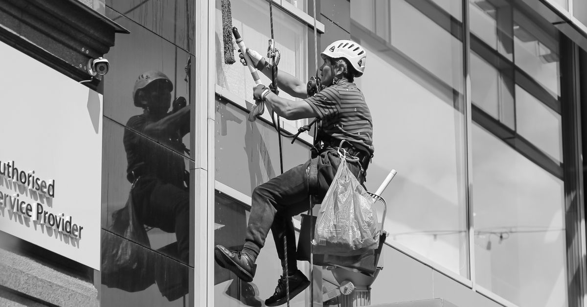 The Impact of Green Window Cleaning on Your Building’s Image