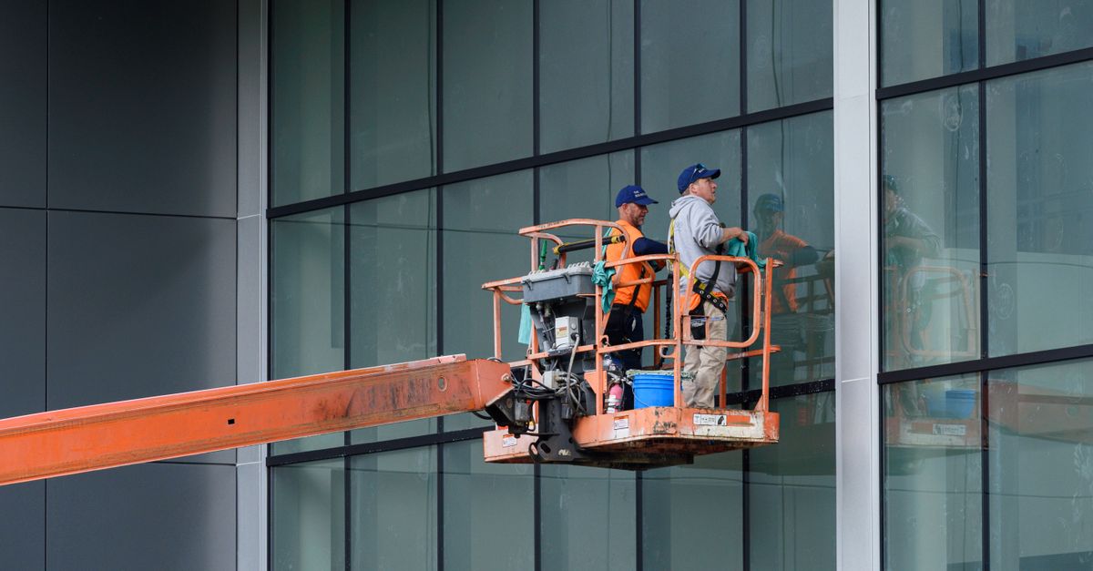 The Role of pH Levels in Window Cleaning Chemicals