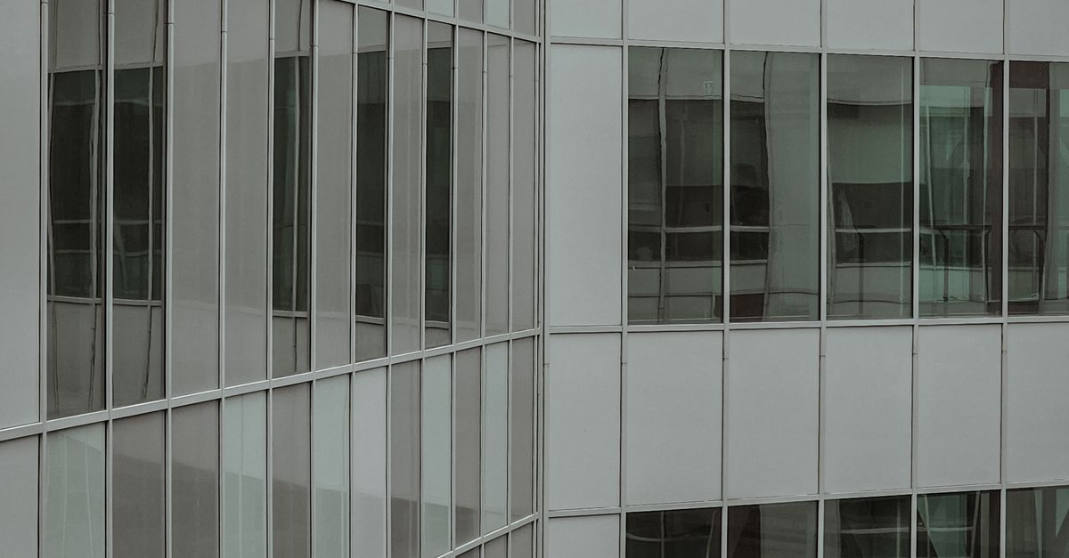 Understanding Quality Assurance in Commercial Window Cleaning in Perth
