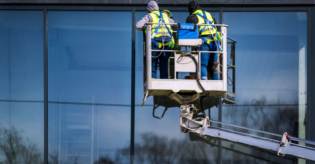 Utilising Biodegradable Products in Commercial Window Cleaning